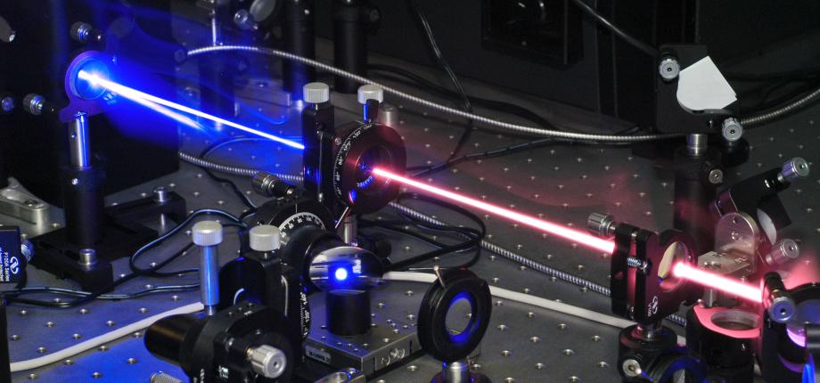 Nouveaux Etats Electroniques