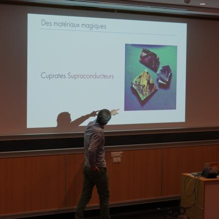 conférence : Quand la matière devient quantique